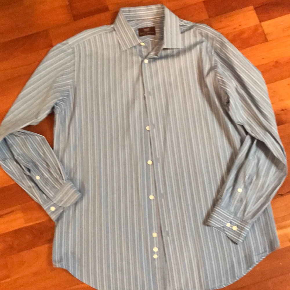 Men’s Hickey Freeman shirt